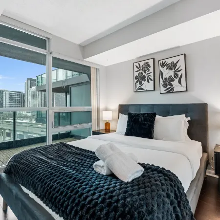 The Bayview - Downtown Toronto