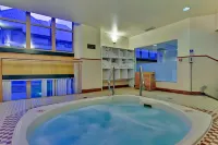 Whistler Peak Lodge