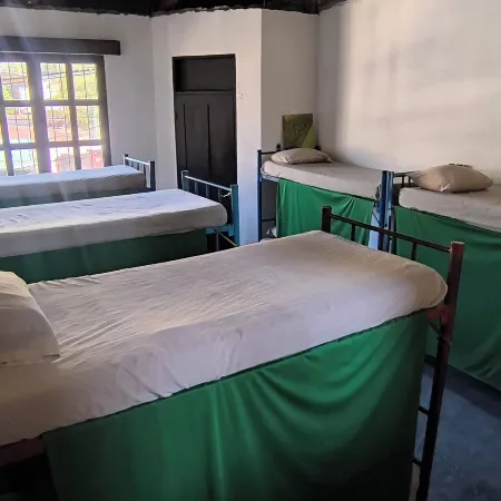 Karim Hostal Antigua Отели рядом с достопримечательностью «Рельефная карта Гватемалы»