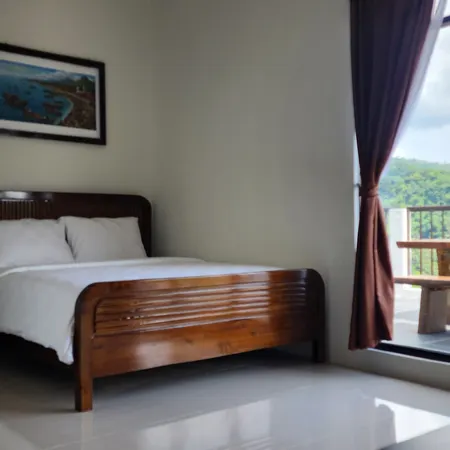 Gajah 12 Lake View Resort