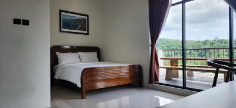 Gajah 12 Lake View Resort โรงแรมใน