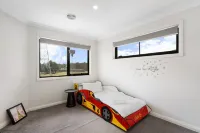 Family-friendly 4-bed Home With Courtyard - Jakuzi