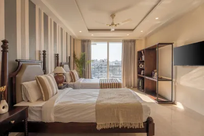 The Hi-rise Hotels in 
