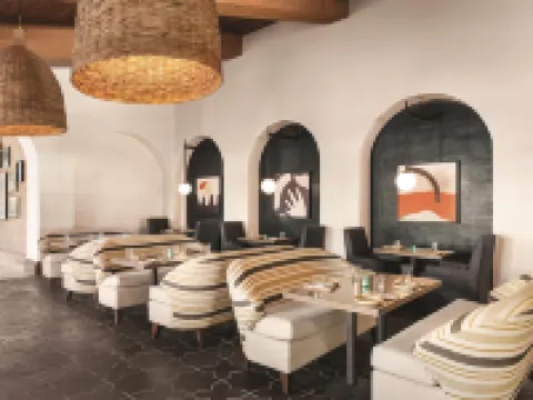 Zachari Dunes on Mandalay Beach, Curio Collection by Hilton Hotels in Oxnard