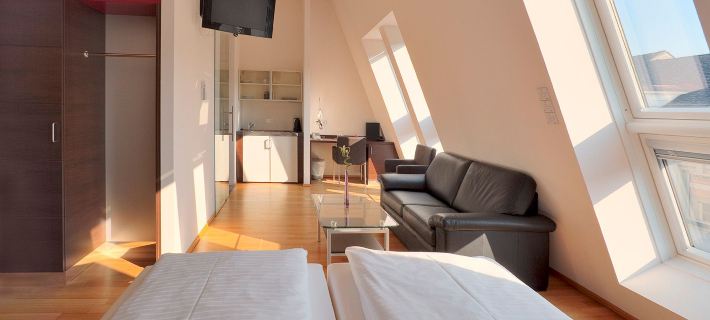Hotel Schwarzer Bär Отели в г. Линц