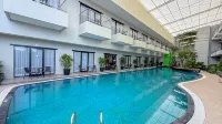 Savana Hotel & Convention Malang - Kolam Renang
