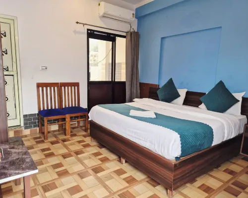 Manzil Hostel Hotel di Rishikesh