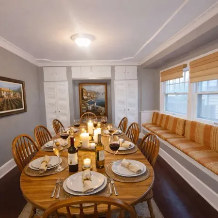 Best Location 5 BD Spacious Family Home- Indianapolis IN