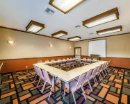 Econo Lodge Inn & Suites - 2 étoiles