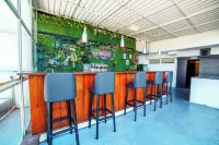 The 1O1 Malang OJ - bar