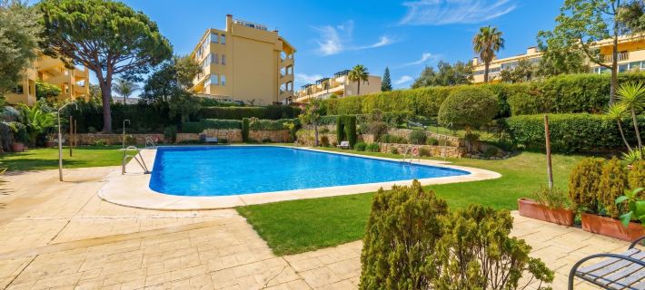 Calahonda Royale Seaview Suite - Happy Rentals Hotels in Mijas