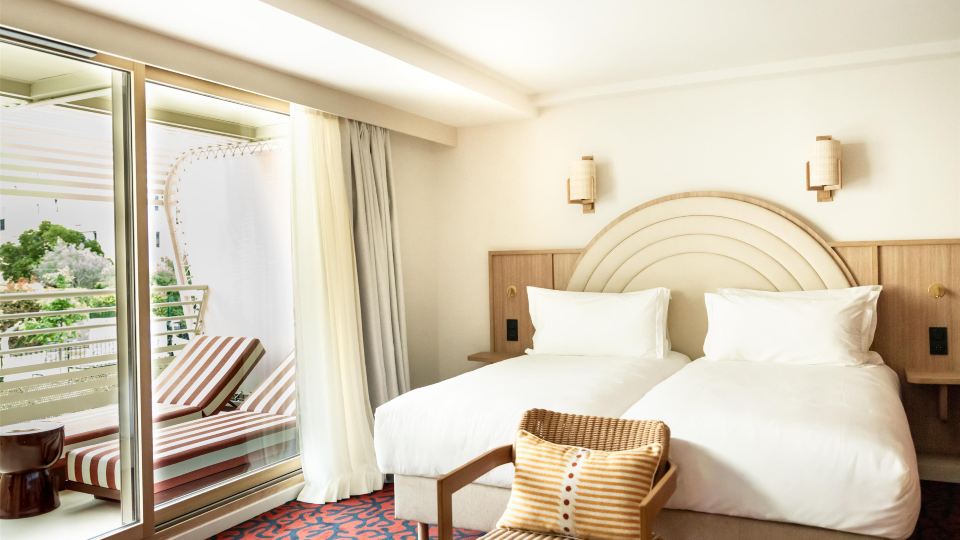 Hotel Ventura Saint-Tropez, Tapestry Collection By Hilton