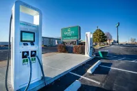 Quality Inn and Conference Center I-80 Grand Island - parking