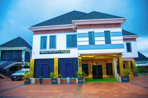 Great Majesty Hotel - 2-Star