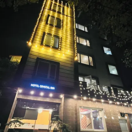 Hotel Crystal Inn