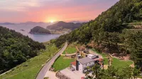 Namhae Palace1470 Pension