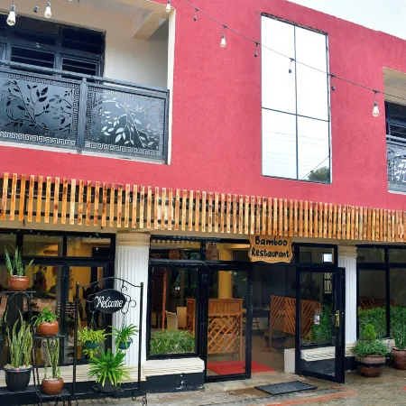 Nomads cafe