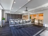 Novotel Luxembourg Kirchberg Hotels near Dommeldange Train Station