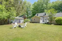 Located in the Heart of Gloucester Courthouse! - 3-stjärniga