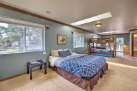 Coastal Oregon Retreat w/ Grill: 11 Mi to Astoria! - Country Houses