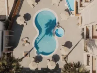 Cavo Notos Beach Hotel - Uima-altaat