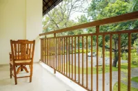 Aaria Beach Resort and Spa - Bed and Breakfasts