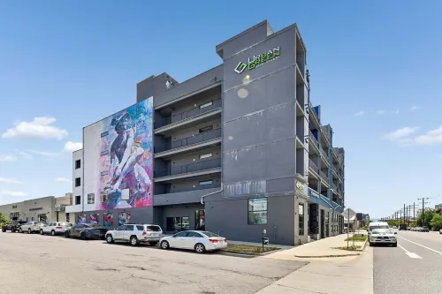 Bohemian Hideaway | RiNo Art Lofts - Homestays