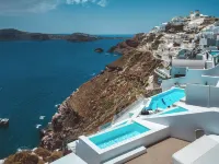 The Saint Hotel - Luxury