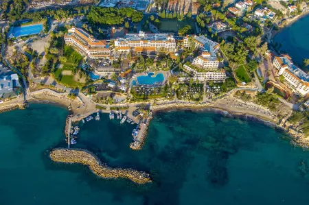 Coral Beach Hotel & Resort Cyprus
