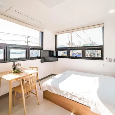 Yeosu Nangmanstay Pension チャサン公園周辺のホテル