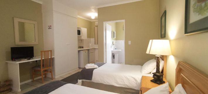 Loerie Guesthouse Hotels in Mopani