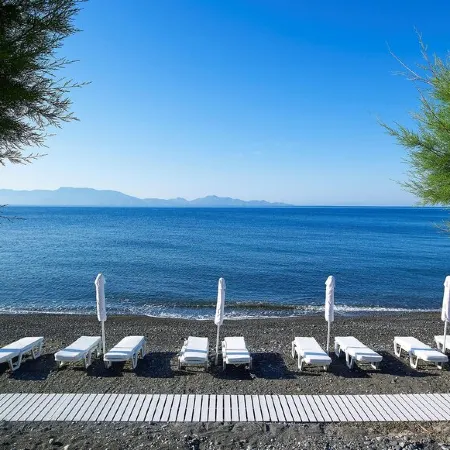 Dimitra Beach Hotel & Suites