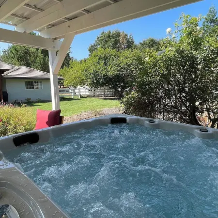 Sea Rock Ranch by Avantstay Spa + Firepit + Game Room Paso Robles Wine Country