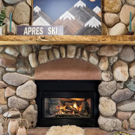 Falls & Firs by Avantstay Mtn Views + Balcony Trailheads + Ski Bus