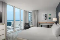 Hotel Maren Fort Lauderdale Beach, Curio Collection by Hilton - Infinity Pools