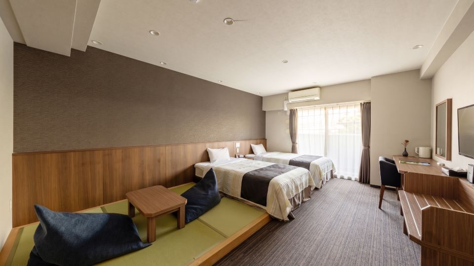 The Base Sakai Higashi Apartment Hotel