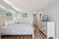 Howard Johnson by Wyndham Oceanfront Daytona Beach - شاطئ