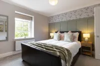 Malton Luxury Retreat Sleeps 10 - 4-Star
