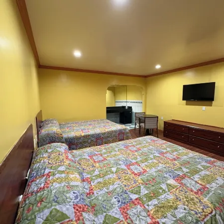 Sunrise Inn