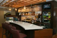 Courtyard Chesapeake Greenbrier - bar