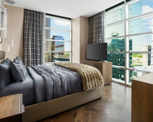 AC Hotel Charlotte City Center Hotels near Hanover Square