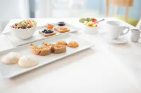 Hotel Mediterraneo - breakfast