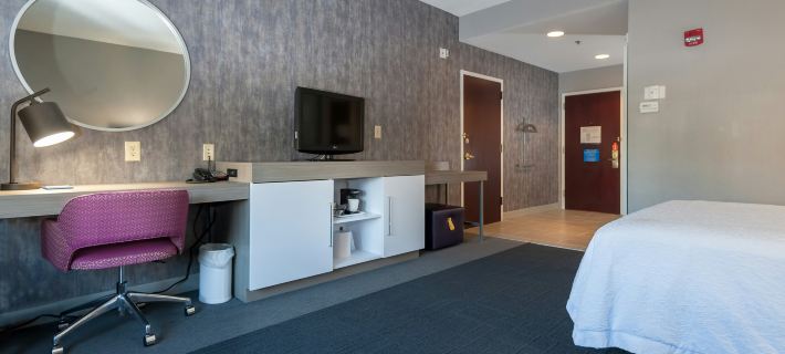 Hampton Inn East Windsor Hotels in Mercer County