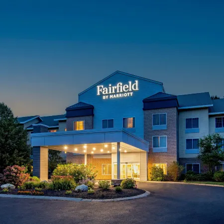 Fairfield Inn & Suites Brunswick Freeport