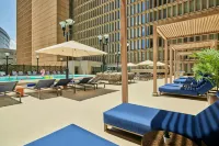 Sheraton Denver Downtown Hotel - Pools