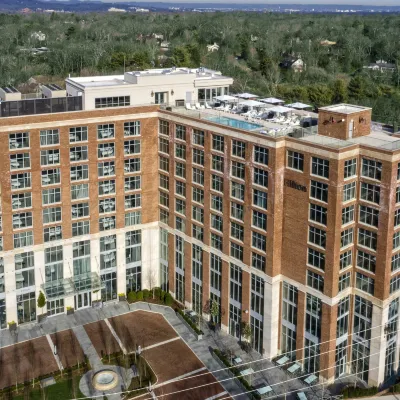 Hilton Nashville/Green Hills Hoteles cerca de Historic Travellers Rest Plantation & Museum