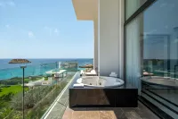 Bless Ibiza Cala Nova - The Leading Hotels of The World - romantici