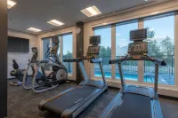 Fairfield Inn & Suites Revelstoke - parking