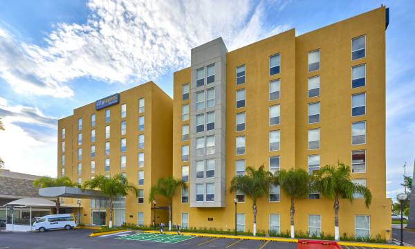 City Express by Marriott Querétaro Juríca