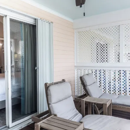 Duck Key Waterfront Villa w/ 2 Free Kayaks & Near 2 Public Marinas